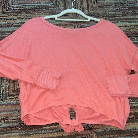 Size small long sleeve sweater from Abercrombie - Picture 3 of 4